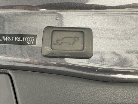 Toyota Rav4 2.5 VVT-h Dynamic CVT 4WD Euro 6 (s/s) 5dr 36