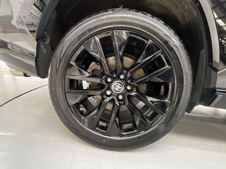 Toyota Rav4 2.5 VVT-h Dynamic CVT 4WD Euro 6 (s/s) 5dr 42