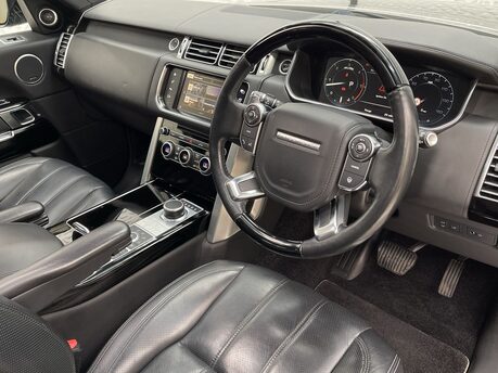 Land Rover Range Rover 3.0 TD V6 Autobiography Auto 4WD Euro 6 (s/s) 5dr 10
