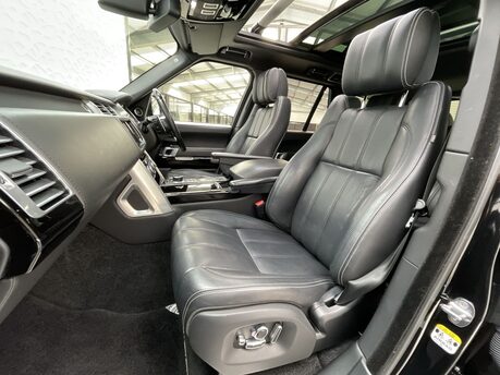 Land Rover Range Rover 3.0 TD V6 Autobiography Auto 4WD Euro 6 (s/s) 5dr 12