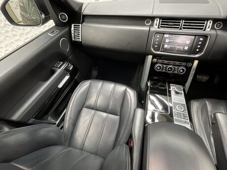 Land Rover Range Rover 3.0 TD V6 Autobiography Auto 4WD Euro 6 (s/s) 5dr 15