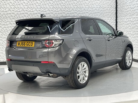 Land Rover Discovery Sport 2.0 TD4 SE Tech Auto 4WD Euro 6 (s/s) 5dr 7
