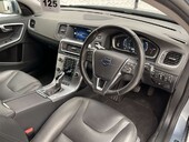 Volvo V60 2.4 D5 Twin Engine SE Nav Auto AWD Euro 6 (s/s) 5dr 2