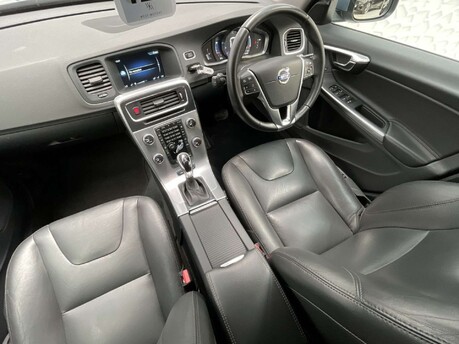 Volvo V60 2.4 D5 Twin Engine SE Nav Auto AWD Euro 6 (s/s) 5dr 27