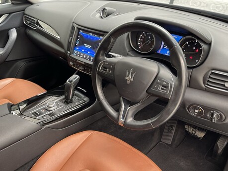 Maserati Levante 3.0D V6 ZF 4WD Euro 6 (s/s) 5dr 10