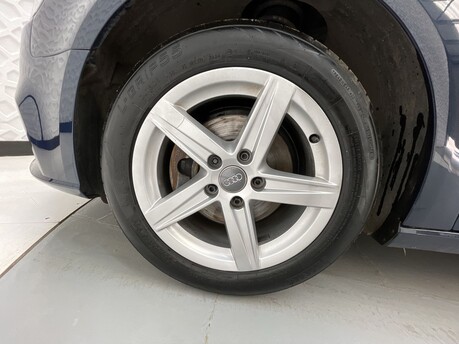 Audi A3 1.0 TFSI 30 SE Technik Sportback Euro 6 (s/s) 5dr 39