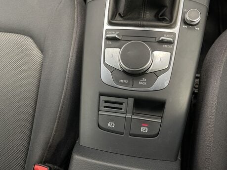 Audi A3 1.0 TFSI 30 SE Technik Sportback Euro 6 (s/s) 5dr 30