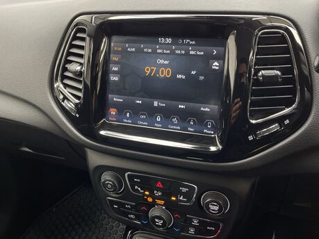 Jeep Compass 1.4T MultiAirII Limited Auto 4WD Euro 6 (s/s) 5dr 22