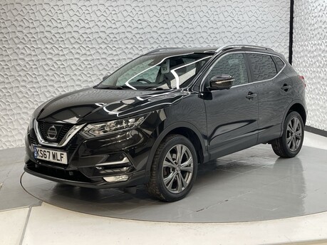 Nissan Qashqai 1.6 DIG-T N-Connecta Euro 6 (s/s) 5dr 3