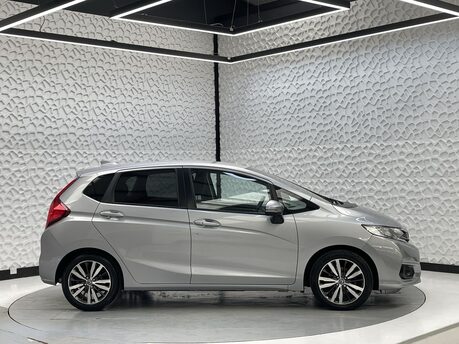 Honda Jazz 1.3 i-VTEC EX Euro 6 (s/s) 5dr 8