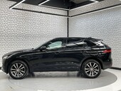 Jaguar F-Pace 2.0 D180 Chequered Flag Auto AWD Euro 6 (s/s) 5dr 4