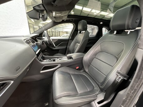 Jaguar F-Pace 2.0 D180 Chequered Flag Auto AWD Euro 6 (s/s) 5dr 12