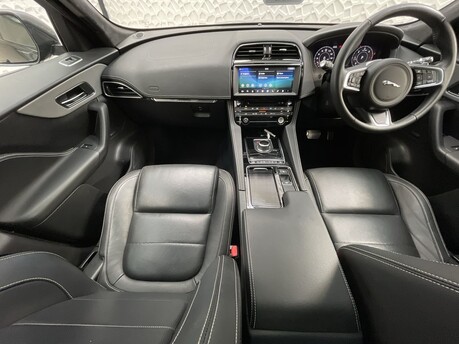 Jaguar F-Pace 2.0 D180 Chequered Flag Auto AWD Euro 6 (s/s) 5dr 16