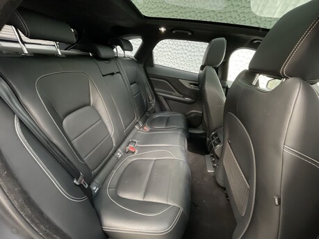Jaguar F-Pace 2.0 D180 Chequered Flag Auto AWD Euro 6 (s/s) 5dr 32
