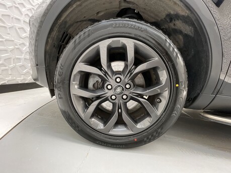 Land Rover Discovery Sport 2.0 TD4 Landmark Auto 4WD Euro 6 (s/s) 5dr 43