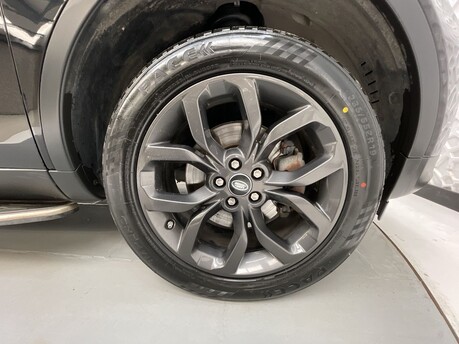 Land Rover Discovery Sport 2.0 TD4 Landmark Auto 4WD Euro 6 (s/s) 5dr 46