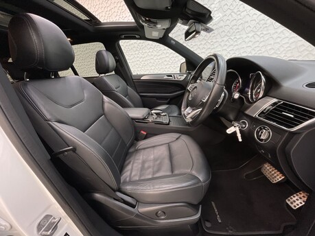 Mercedes-Benz GLE 2.1 GLE250d AMG Night Edition (Premium Plus) G-Tronic 4MATIC Euro 6 (s/s) 5 9