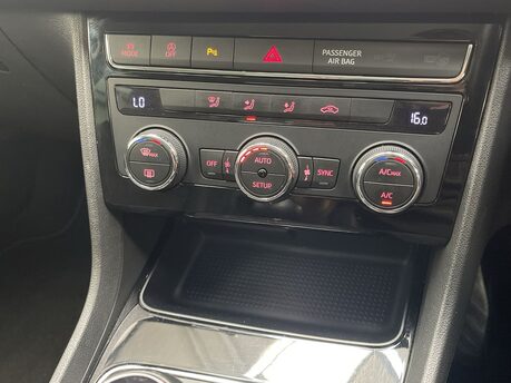 SEAT Leon 1.5 TSI EVO FR Euro 6 (s/s) 5dr 29