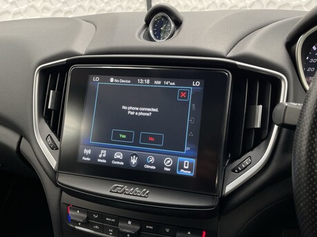 Maserati Ghibli 3.0D V6 ZF Euro 5 (s/s) 4dr 24