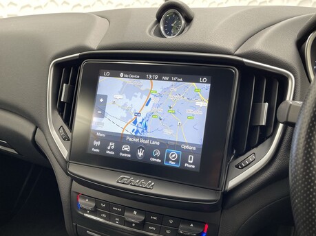 Maserati Ghibli 3.0D V6 ZF Euro 5 (s/s) 4dr 26