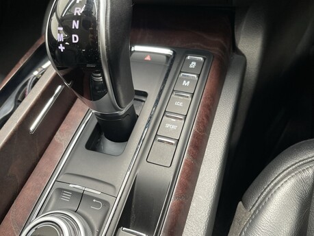 Maserati Ghibli 3.0D V6 ZF Euro 5 (s/s) 4dr 28