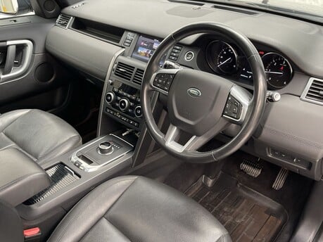 Land Rover Discovery Sport 2.0 TD4 Landmark Auto 4WD Euro 6 (s/s) 5dr 10