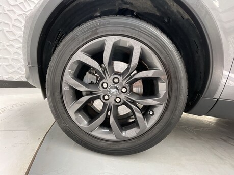 Land Rover Discovery Sport 2.0 TD4 Landmark Auto 4WD Euro 6 (s/s) 5dr 42