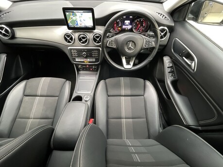 Mercedes-Benz GLA 1.6 GLA180 Urban Edition 7G-DCT Euro 6 (s/s) 5dr 13