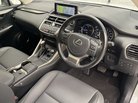 Lexus NX 2.5 300h E-CVT 4WD Euro 6 (s/s) 5dr 10