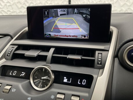 Lexus NX 2.5 300h E-CVT 4WD Euro 6 (s/s) 5dr 26