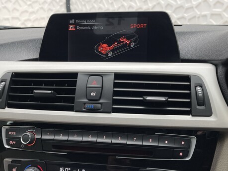 BMW 3 Series 2.0 320d ED Plus Touring Euro 6 (s/s) 5dr 29