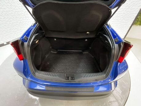 Toyota C-HR 1.8 VVT-h Dynamic CVT Euro 6 (s/s) 5dr 10