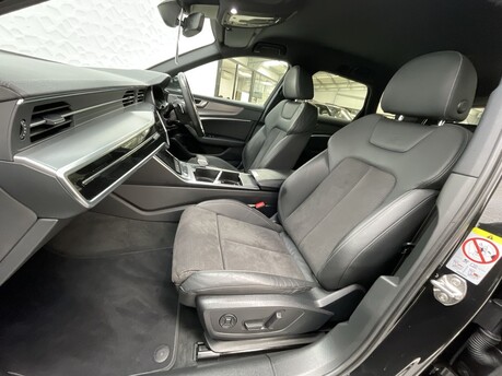 Audi A6 2.0 TDI 40 S line S Tronic quattro Euro 6 (s/s) 5dr 12