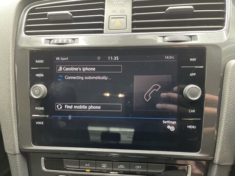 Volkswagen Golf 2.0 TDI SE Nav DSG Euro 6 (s/s) 5dr 24