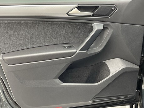 SEAT Tarraco 2.0 TSI XCELLENCE First Edition Plus DSG 4Drive Euro 6 (s/s) 5dr 41