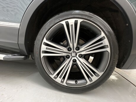 SEAT Tarraco 2.0 TSI XCELLENCE First Edition Plus DSG 4Drive Euro 6 (s/s) 5dr 43
