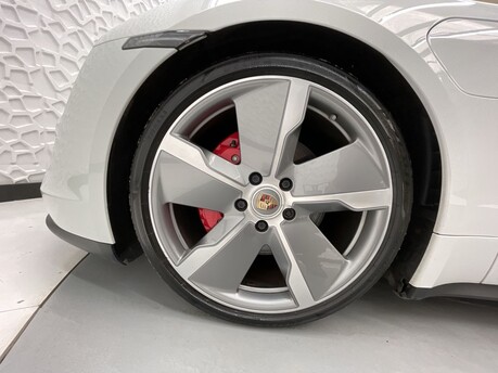 Porsche Taycan Performance Plus 93.4kWh 4S Auto 4WD 4dr 40