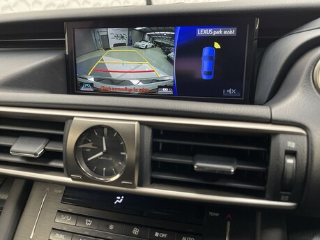 Lexus Is 2.5 300h Advance E-CVT Euro 6 (s/s) 4dr 25