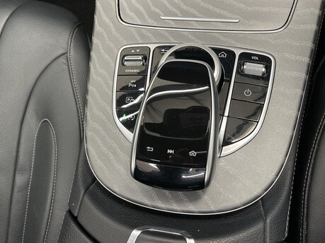 Mercedes-Benz CLS 2.9 CLS350d AMG Line (Premium Plus) Coupe G-Tronic 4MATIC Euro 6 (s/s) 4dr 32