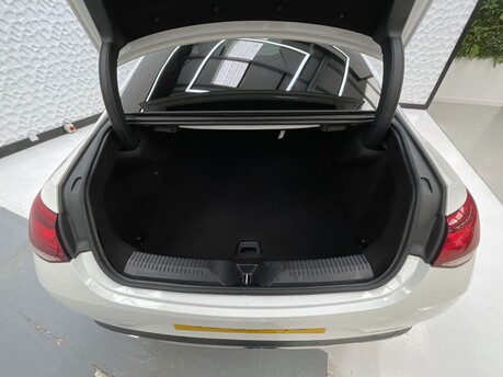 Mercedes-Benz CLS 2.9 CLS350d AMG Line (Premium Plus) Coupe G-Tronic 4MATIC Euro 6 (s/s) 4dr 37