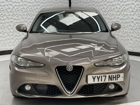 Alfa Romeo Giulia 2.0T Super Auto Euro 6 (s/s) 4dr 2