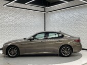 Alfa Romeo Giulia 2.0T Super Auto Euro 6 (s/s) 4dr 4