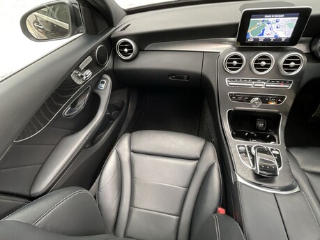 Mercedes-Benz C Class 2.1 C220d AMG Line (Premium) 7G-Tronic+ Euro 6 (s/s) 4dr 15