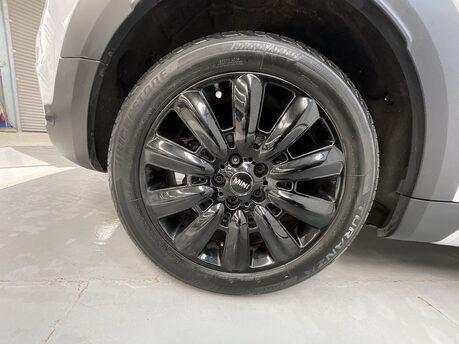 Mini Countryman 1.5 Cooper Auto 6Spd ALL4 Euro 6 (s/s) 5dr 44