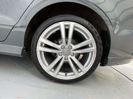 Audi A3 2.0 TDI 35 S line S Tronic Euro 6 (s/s) 4dr 39