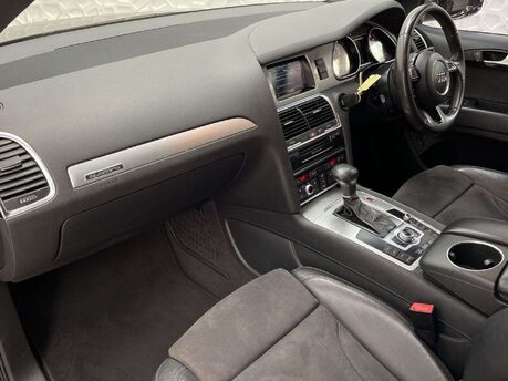 Audi Q7 3.0 TDIcd V6 S line Tiptronic quattro Euro 6 (s/s) 5dr 27