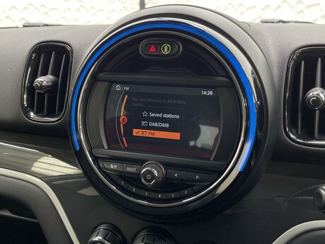 Mini Countryman 1.5 7.6kWh Cooper SE Auto ALL4 Euro 6 (s/s) 5dr 24