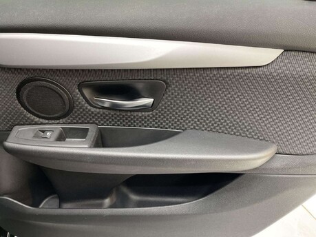 BMW 2 Series 1.5 216d SE DCT Euro 6 (s/s) 5dr 43