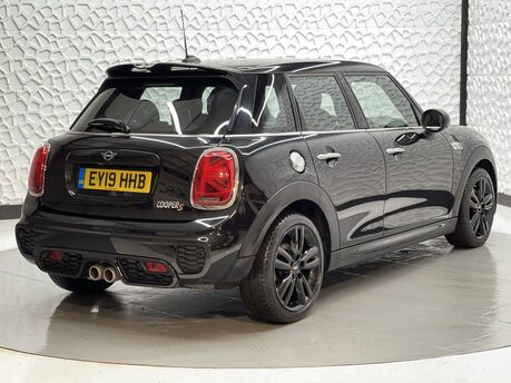Mini Hatch 2.0 Cooper S Sport Steptronic Euro 6 (s/s) 5dr 7