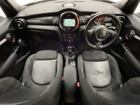 Mini Hatch 2.0 Cooper S Sport Steptronic Euro 6 (s/s) 5dr 17